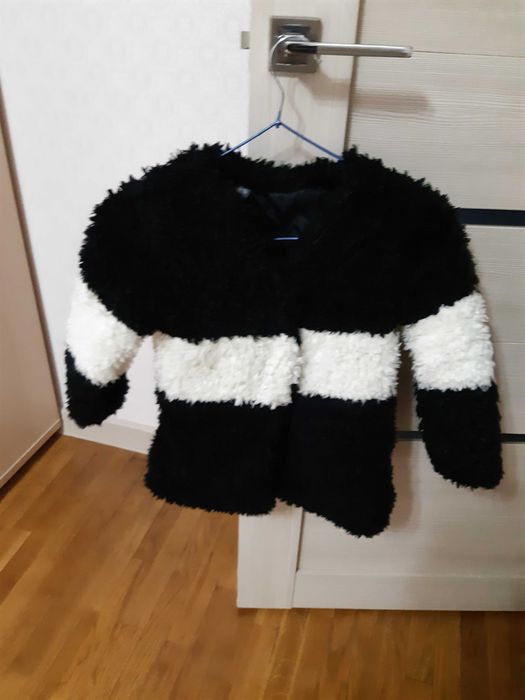 Продам пальто из натуральной овчины. На девочку, рост 116.