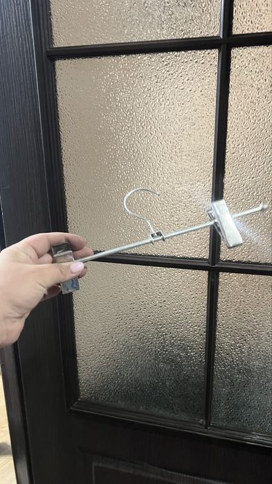 Продам вешалки для одежды