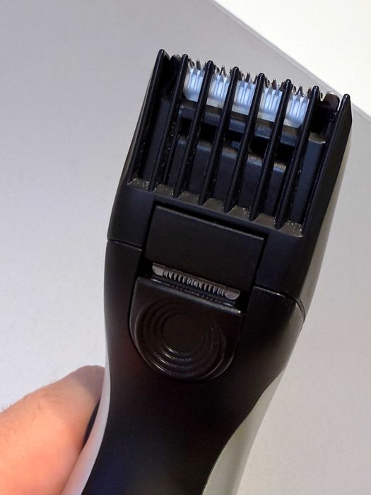 Remington MB320C - Aparat de tuns barba