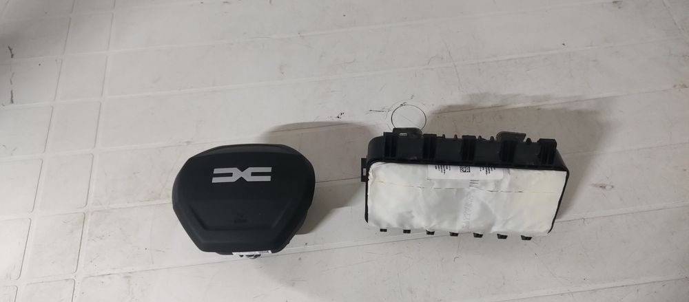 Airbag Duster 3 și bixter cod 985100254R, 985157847R
