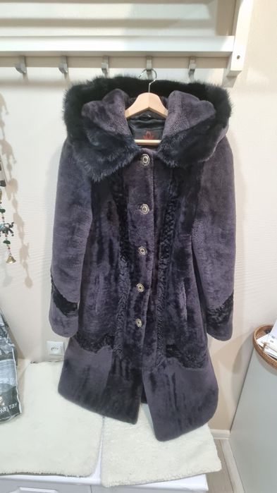 Продам шубу мутон в отличном состоянии