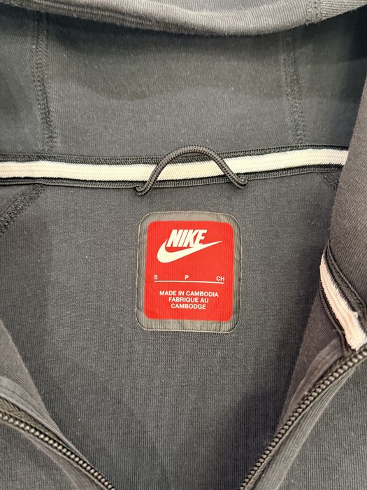 Nike tech fleece black