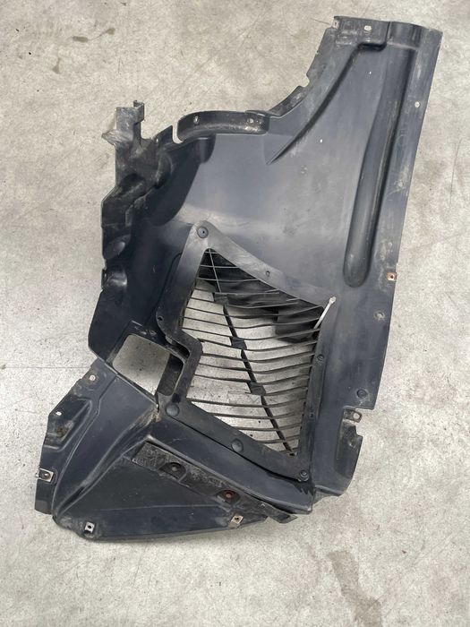 carenaj dreapta fata Bmw X5 E70 M - X6 E71 M cod 7180620