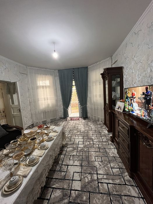 Toshkent viloyati To’y-Tepa Qorasuvda Uy sotiladi