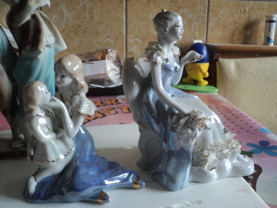 Glob pamantesc iluminat si veioza/ceas/telefon/ morisca si bibelouri