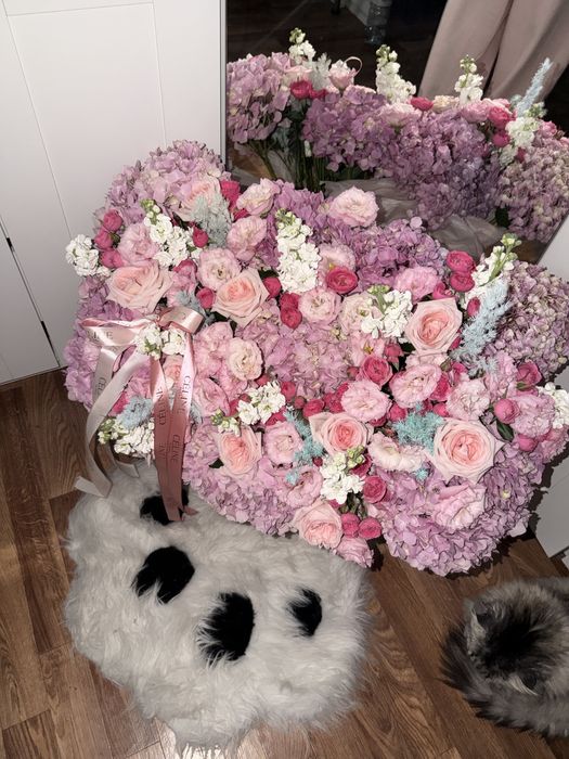 Продаю букет CELINE — 30 000 ₸