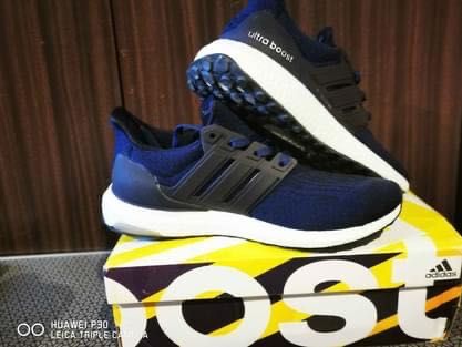 Дамски маратонки ADIDAS ultra boost НОВИ!