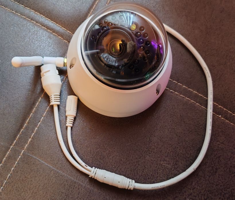 Dahua IPC-HFW2325S-W Wi-Fi