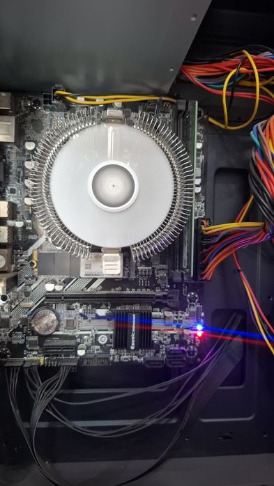 H610 i3-12avlod Game club uchun yaxshi variant