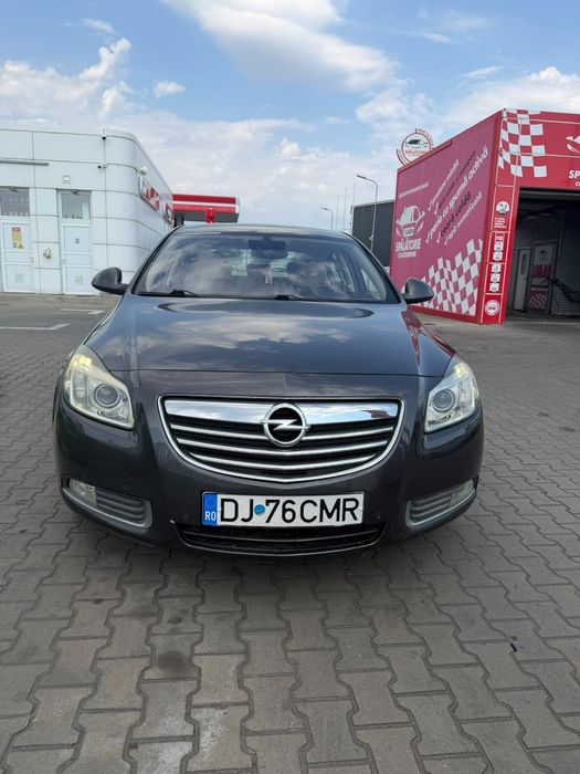 Opel insigna 2012 masină foarte rară