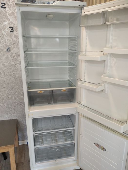 Продам холодильник АТЛАНТ за 50-тыс-тыс