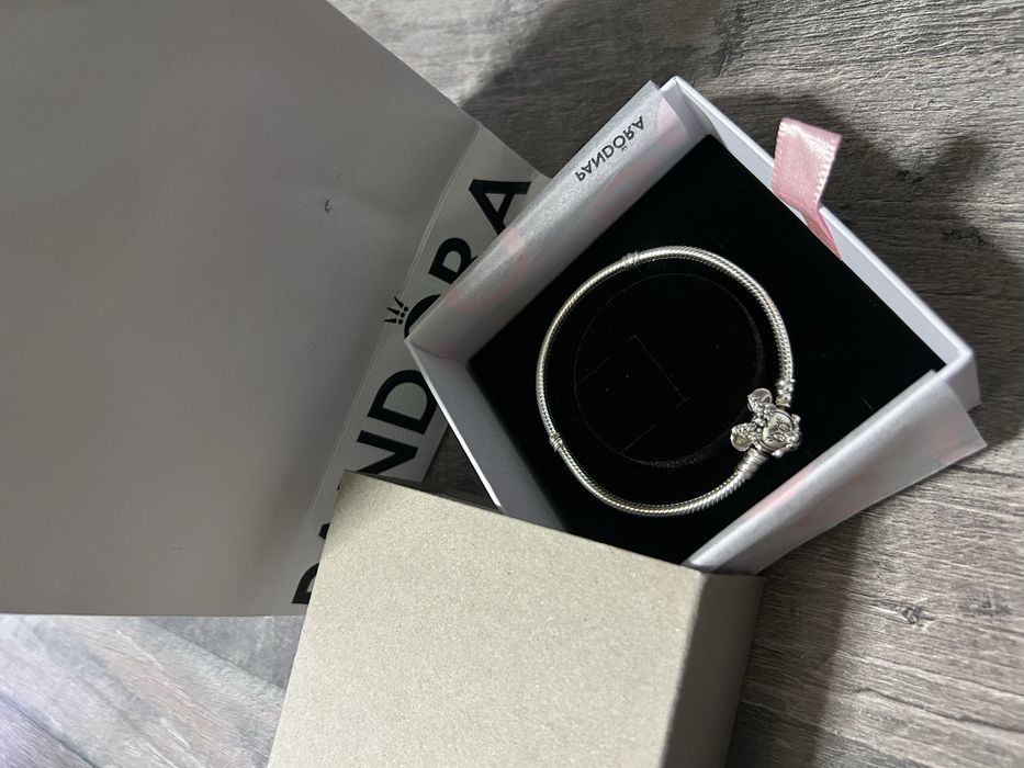 Гривна Pandora