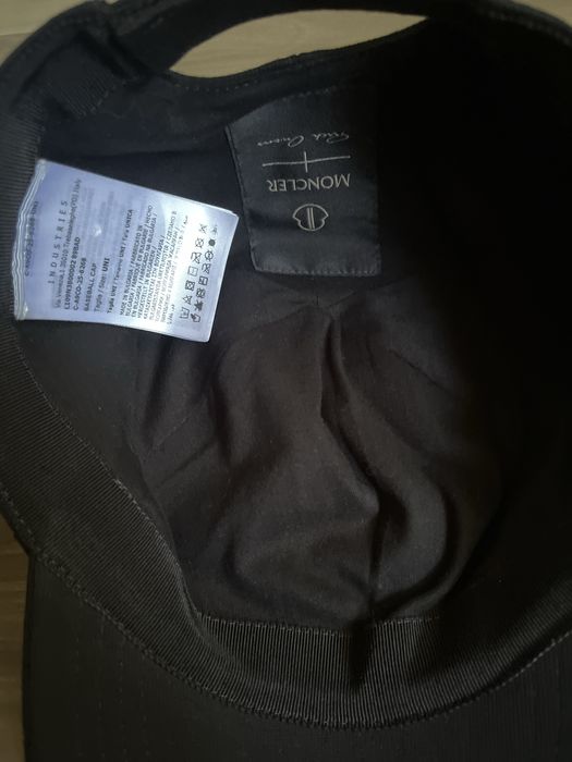 Шапки баскетболни Moncler
