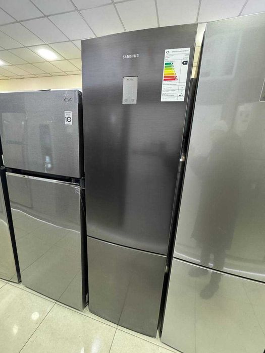 Холодильник SAMSUNG RB37P5491B1 No Frost Inverter SpaceMax