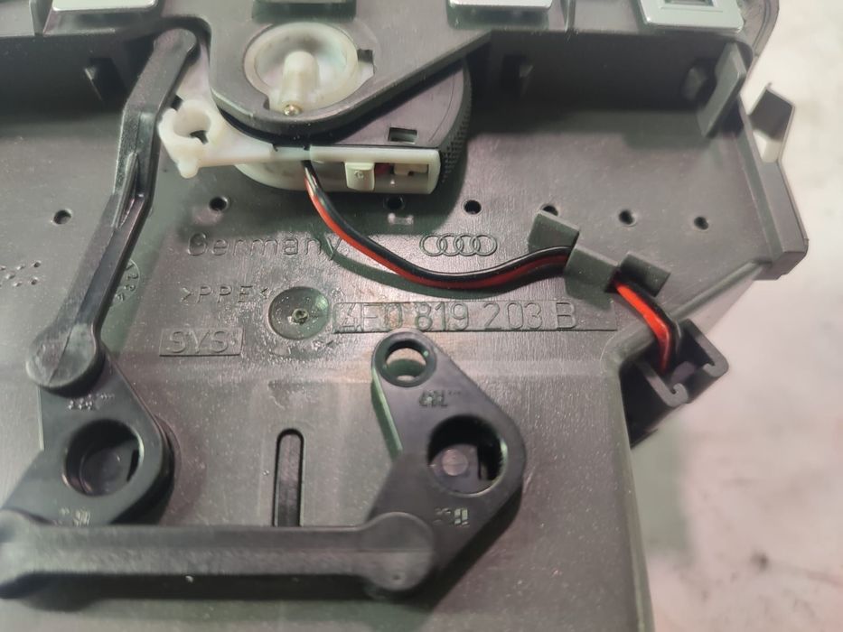 Grila ventilatie cotiera 4f0819203b Audi A6 4F/C6  [din 2004 pana  20