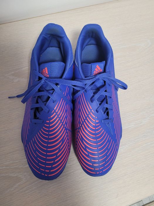 Adidasi predator, nr 46