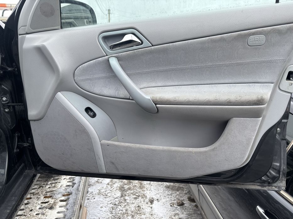 Мерседес 203 на запчасти