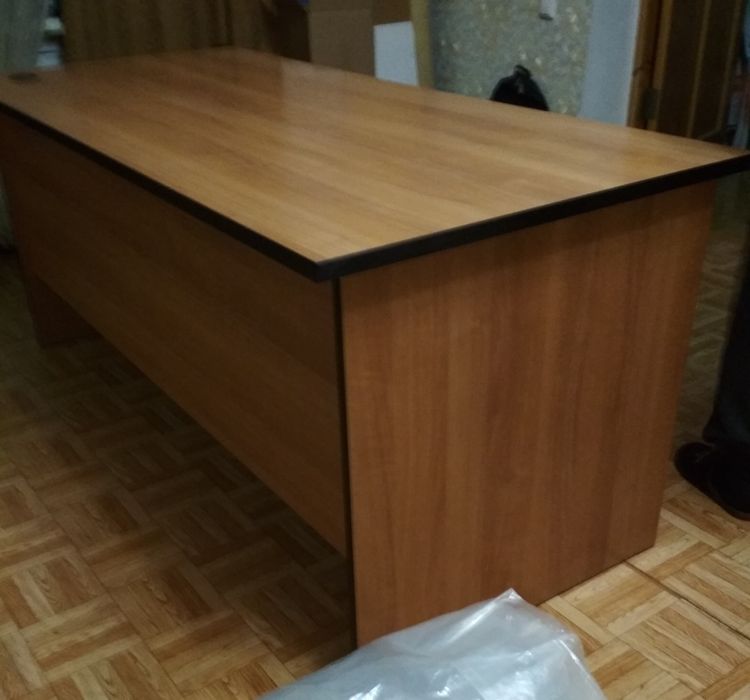 Стол офисный б/у