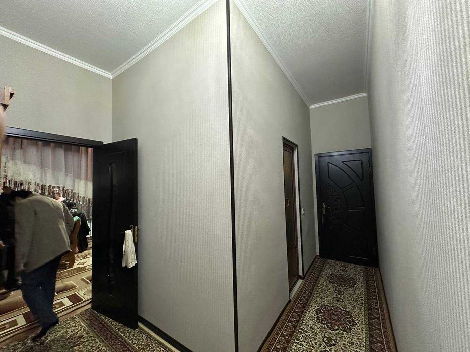 Продаётся 1х комн квартира на 1 этаже Ор-р 5 микрорайон Жомий