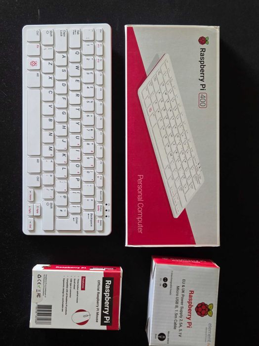 Rapberry Pi SET: 400 si RBP 4 cu 4gram plus periferice