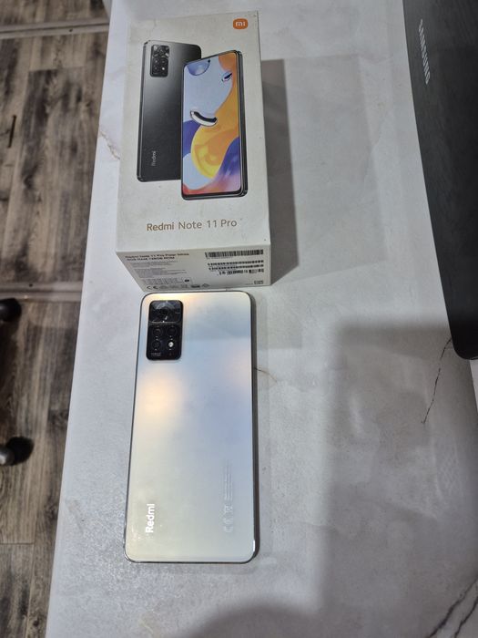 Продам смартфон телефон