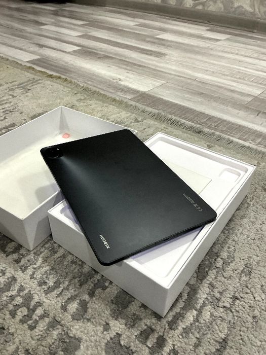 Xiaomi pad 5.  128GB