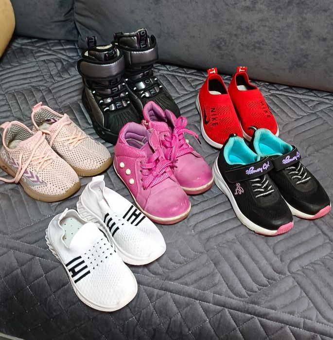 Продам обувь на девочку в отличном состоянии