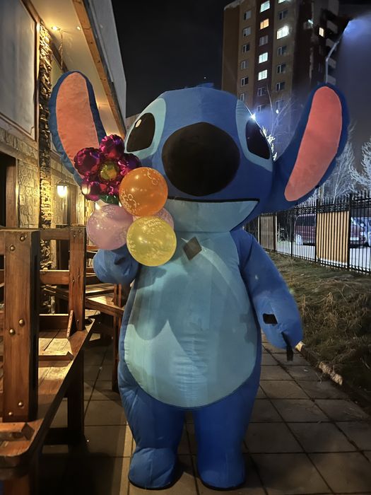 Изненада с гигантска триметрова бяла мечка или панда!