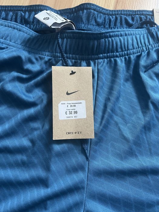 Bermude ,pantaloni scurti Nike