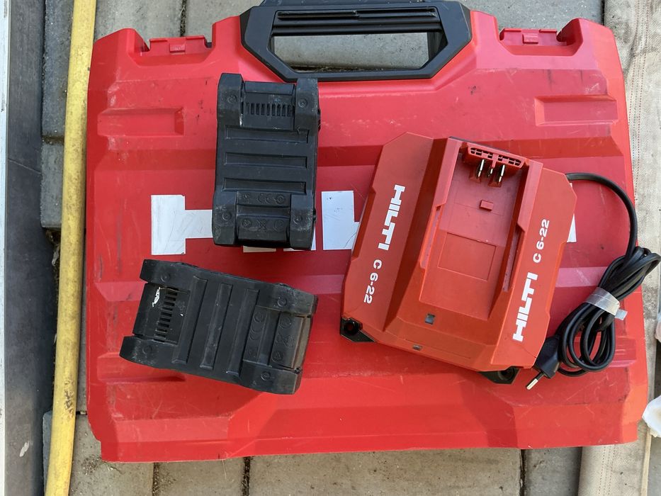Vind set incarcatir Hilti si doi acumulatori de 5,2Ah 2025 neutilizati