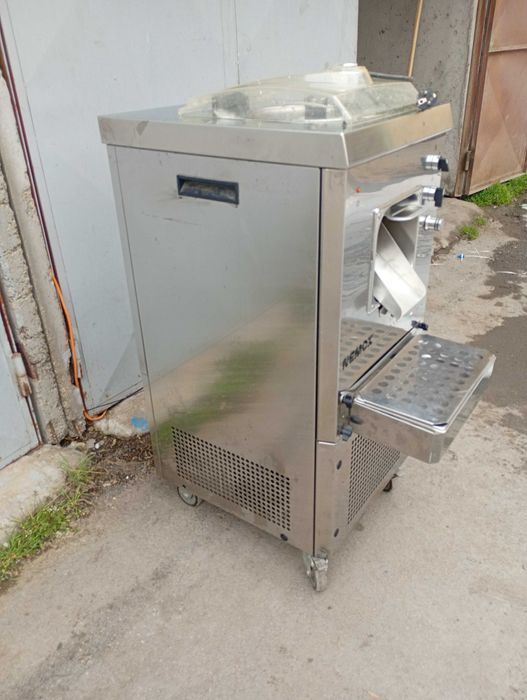 Машина за сладолед на топки