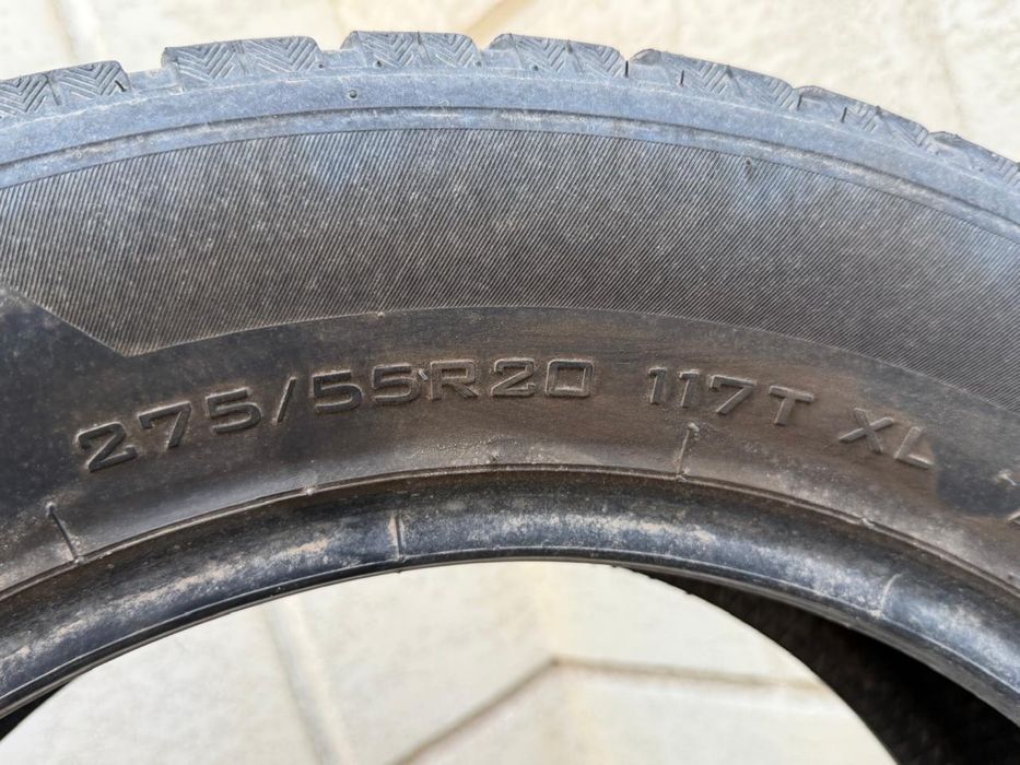 275/55R21 Продается зимняя резина на Лексус570