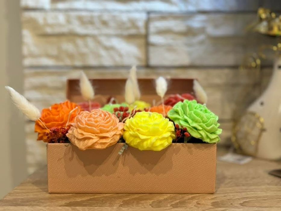 Букет от соев восък в кутия