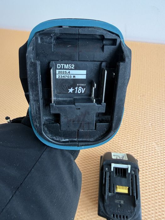 Makita DTM 52 multifunctional