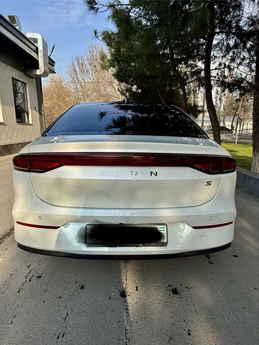 Продаётся  Gac Aion S580