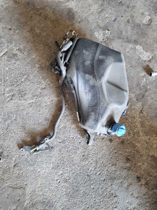 Rezervor adblue ad-blue Range Rover Velar cod HK83-5J228-AG