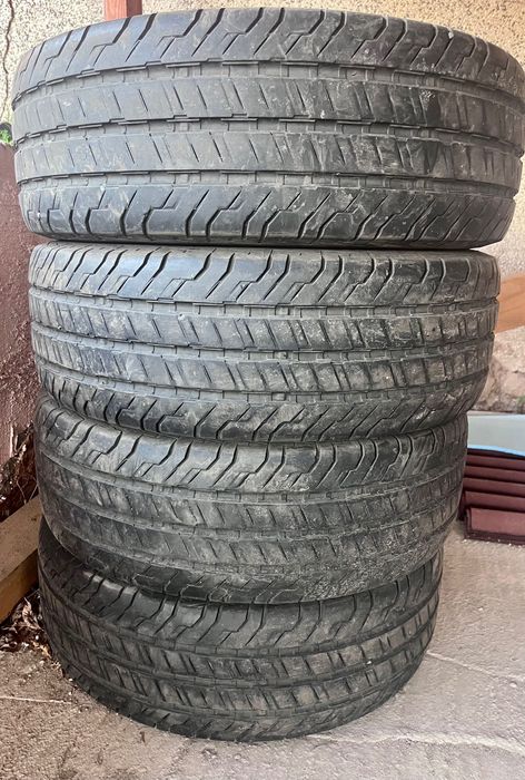 4 бр бусови гуми Continental ContiVanContact 235/65/16C