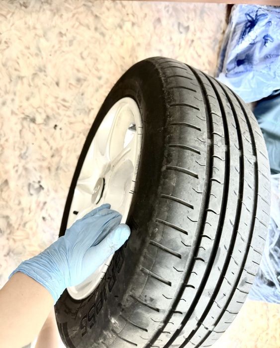 Продам комплект дисков с резиной