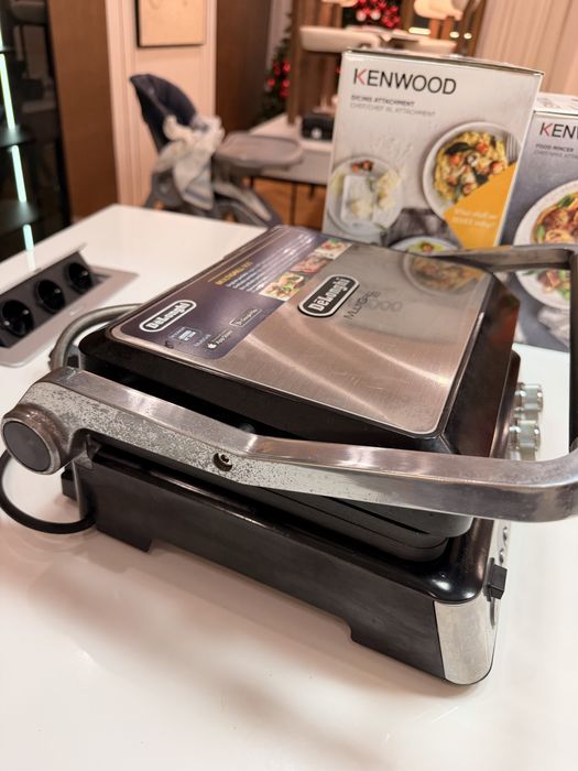 Грильница DeLonghi Multigrill 900 + подарок