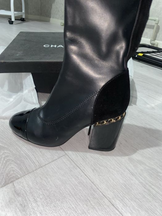 Продам ботфорты Shanel