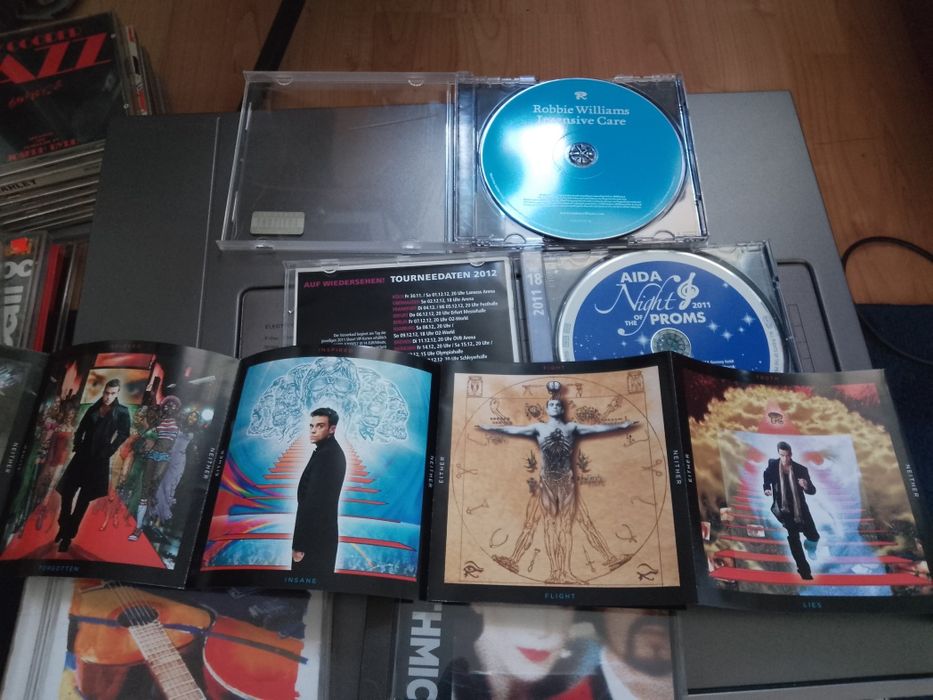 Cd urî Audio- Bee Gees, Michael Jackson, Garry Moore, Robbie Williams,