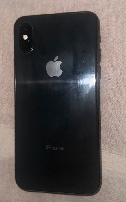 iPhone XS в идеальном состояние