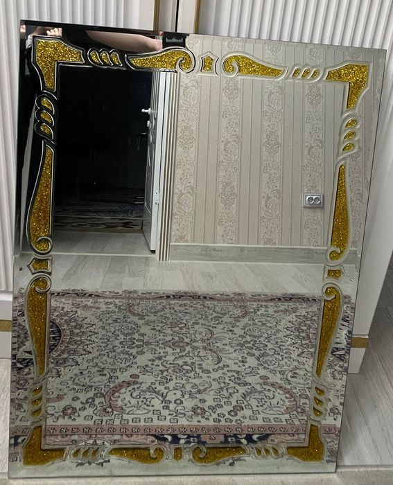 Зеркало домашний