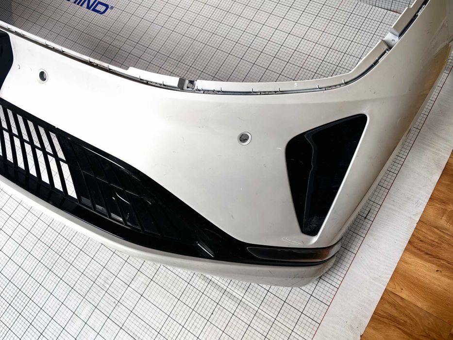 Dongfeng eπ008 Передний бампер в сборе original used parts  В наличии