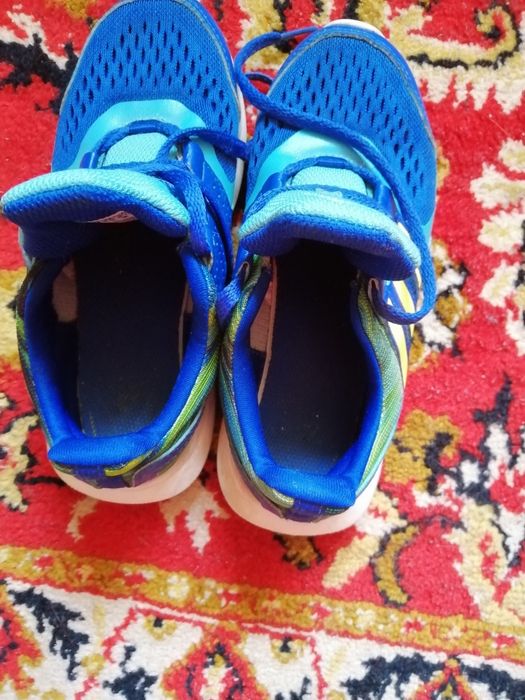 Оригинални маратонки на Adidas