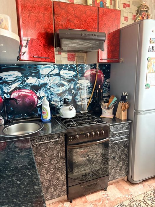 Продам теплую квартиру