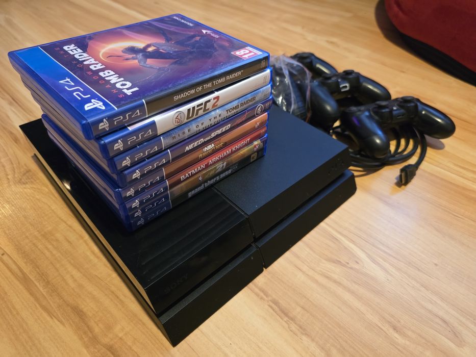Ps4 конзола игри и джойстици