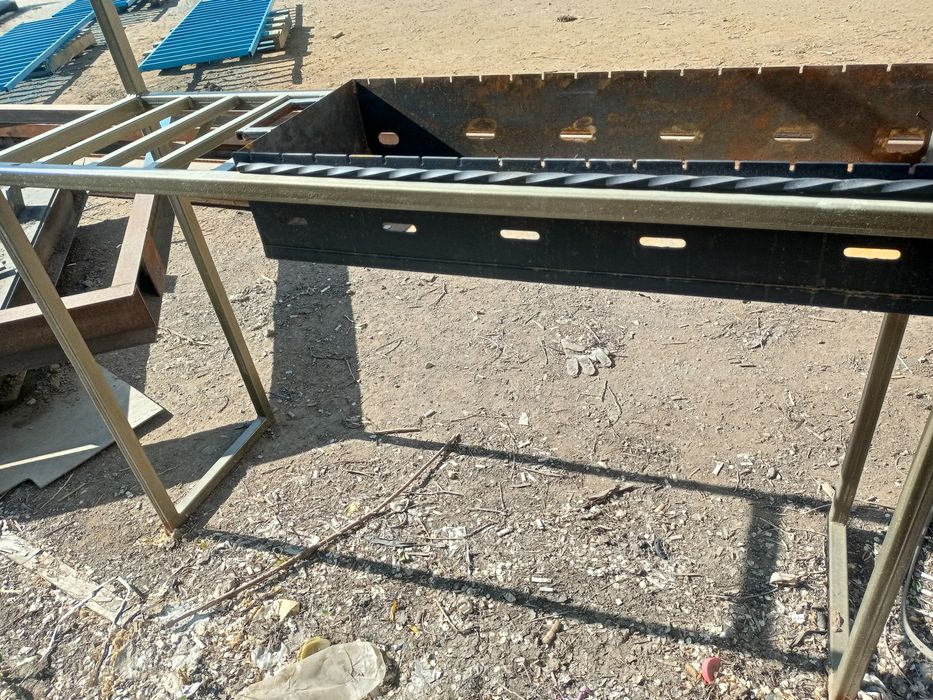 Мангал на 10 шампуров