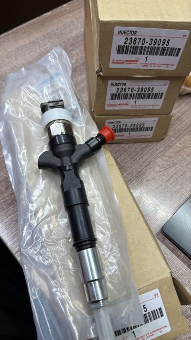 Форсунка Топливная  Хайлюкс,Хайс,Фортунер,L200 4D56 16V 1KD,2KD,2GD