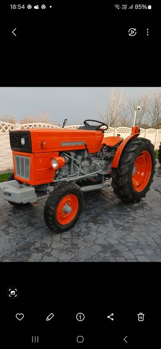 Tractor universal 445v